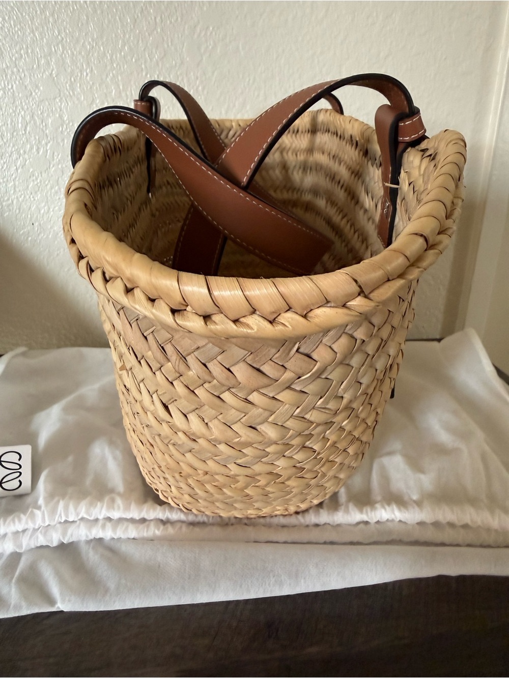 Loewe Natural Straw Tote with Brown Leather Trim and Logo Patch - Picture 6 of 9